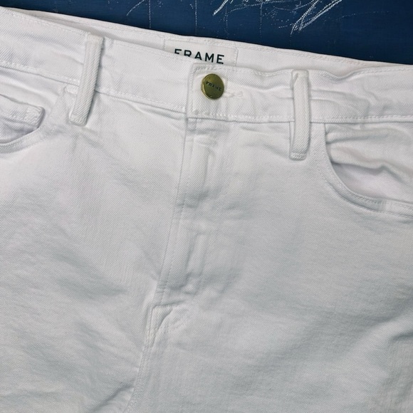 Frame Denim ‘Le Mini Jean Skirt’ in “Blanc” With Raw Split Hem Detail Size 28 - Picture 16 of 16